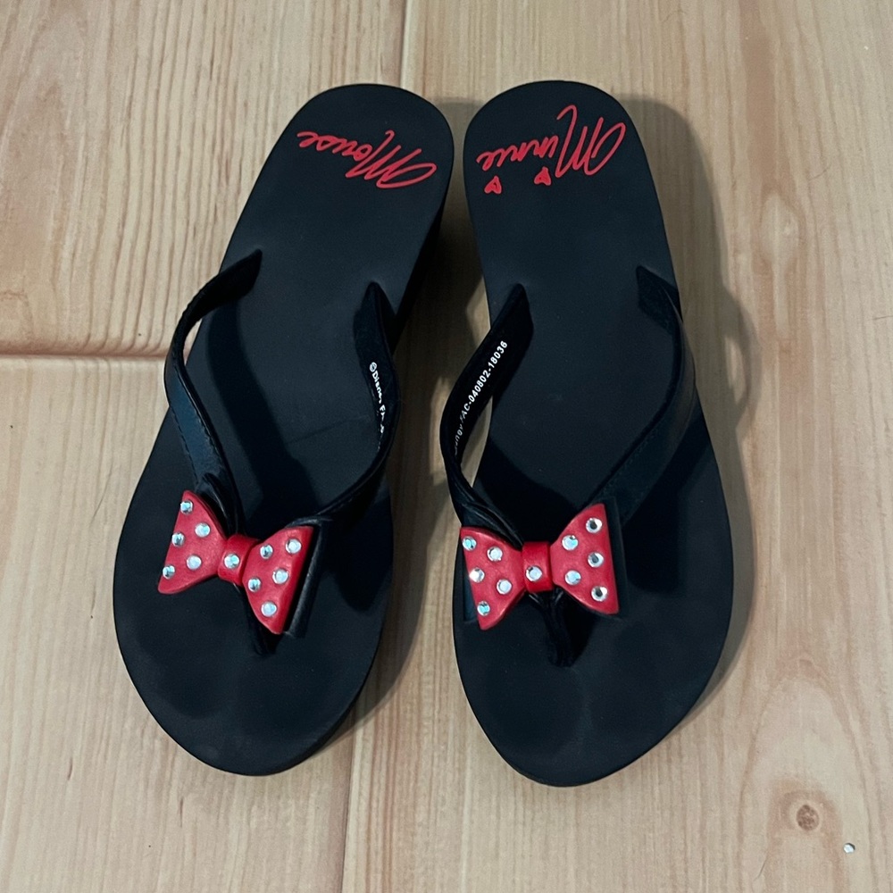 Minnie Mouse Sandals with Red Polka Dot Bow